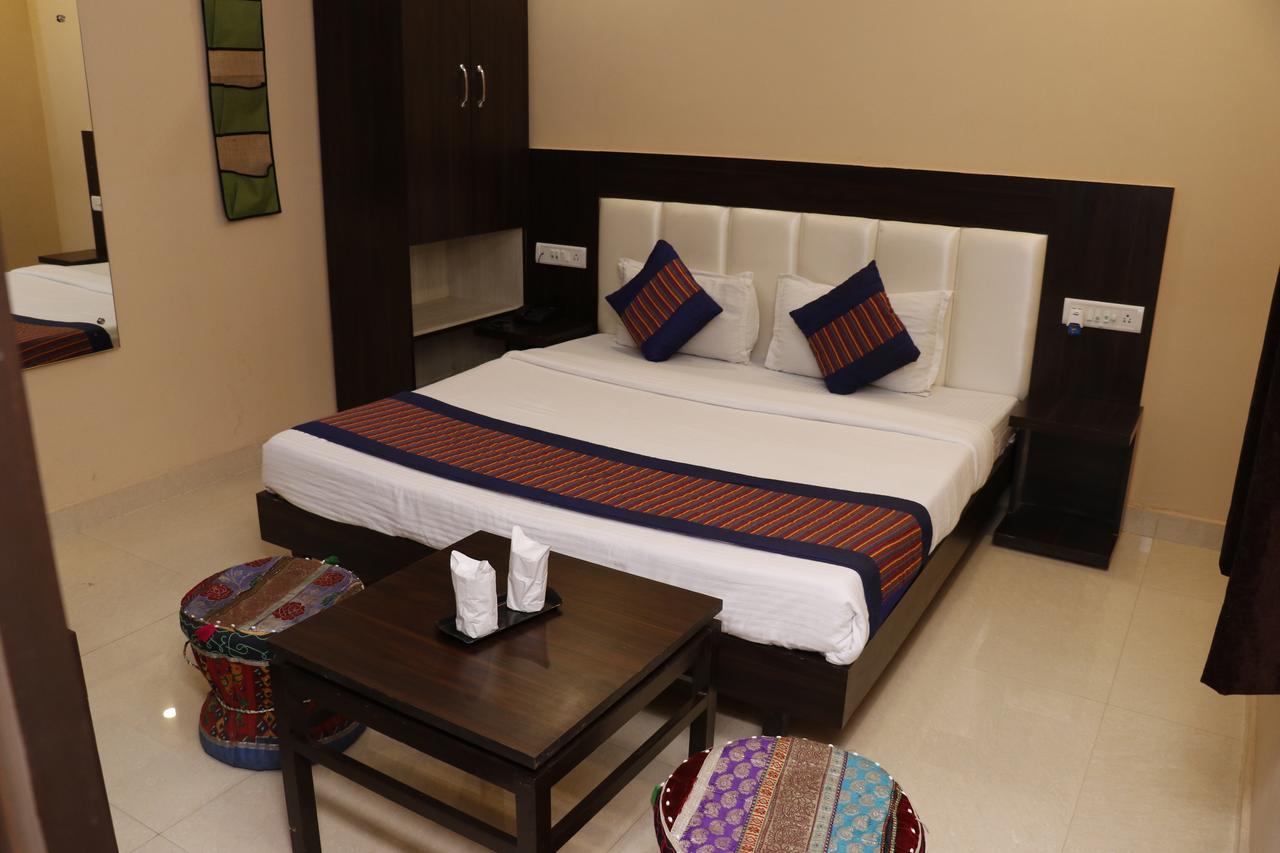 Taj Haveli Hotel Agra - Walkable Distance From Taj Mahal Esterno foto