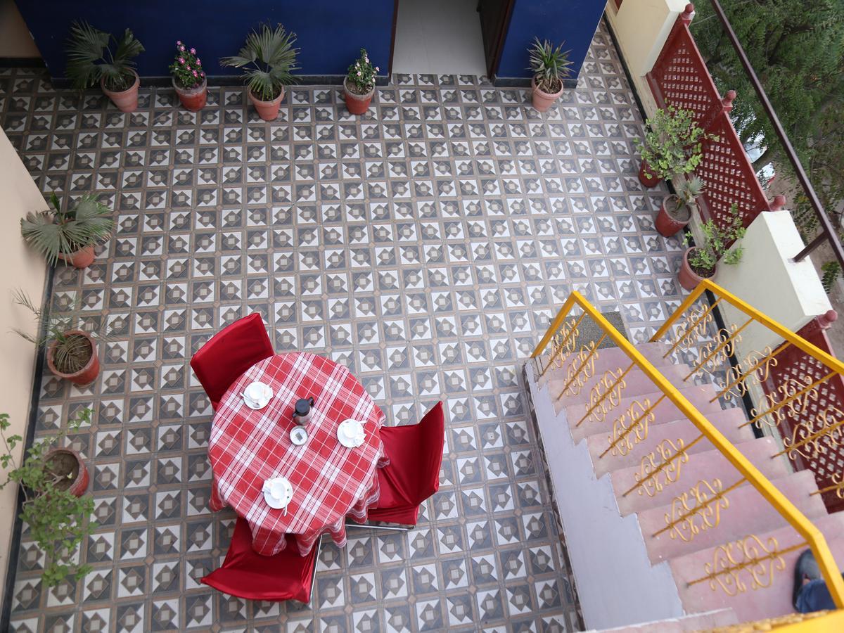 Taj Haveli Hotel Agra - Walkable Distance From Taj Mahal Esterno foto